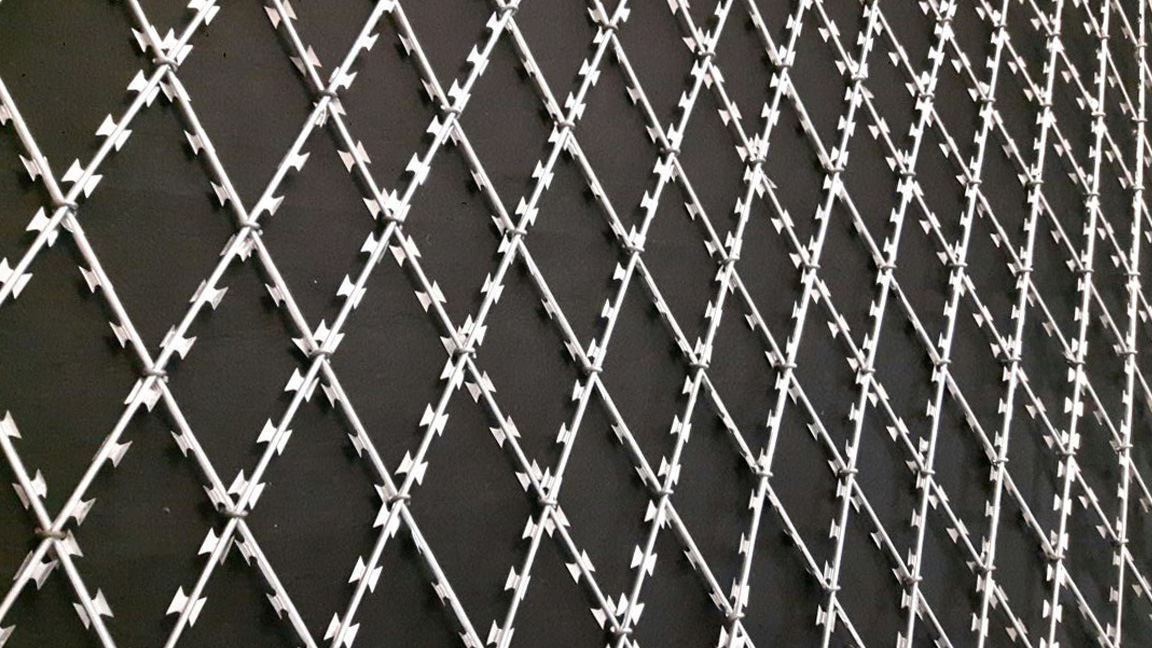 razor mesh diamond shape.